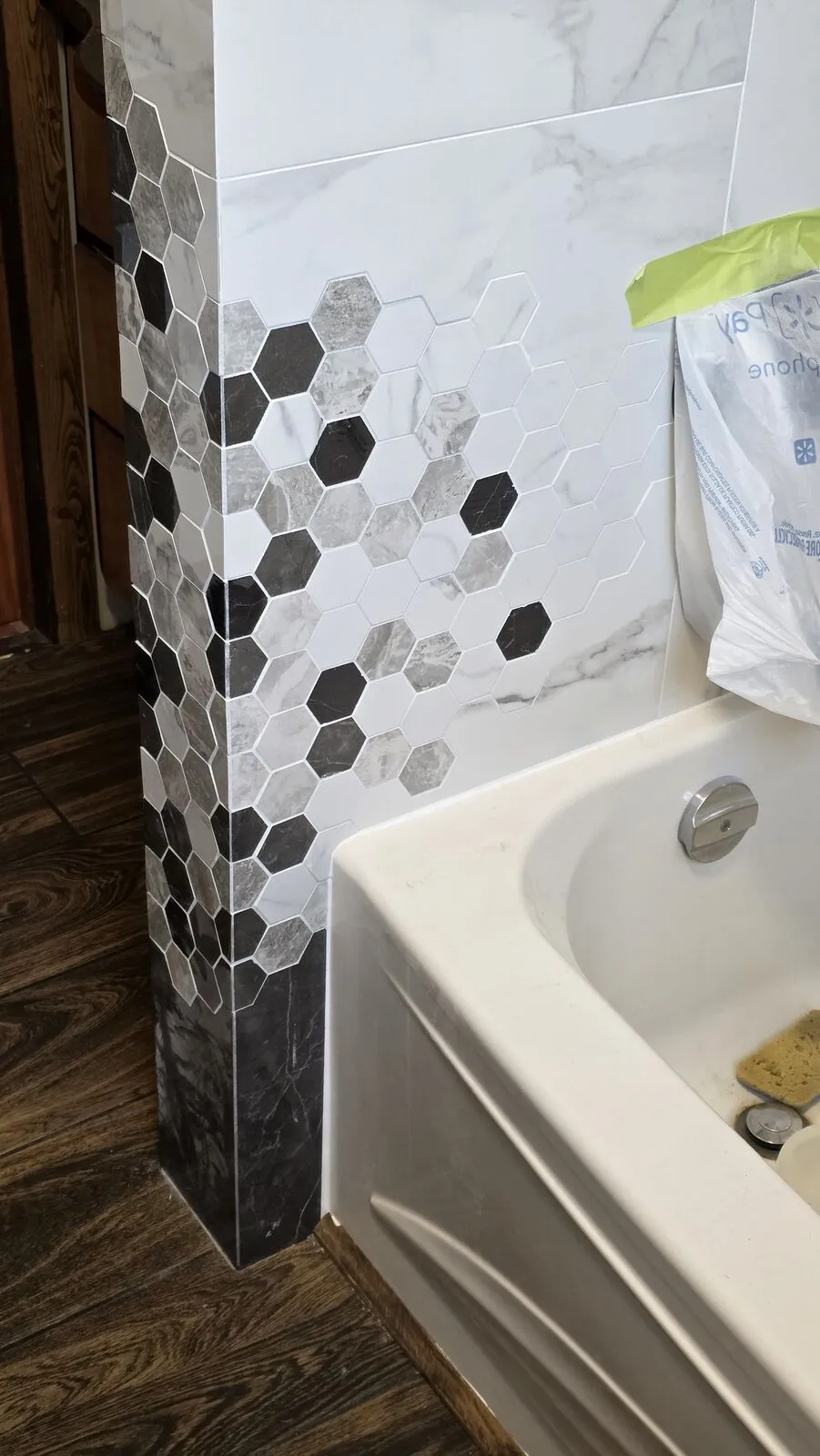 Bathroom remodel: tub surround, niches and hex accent — finished (6)