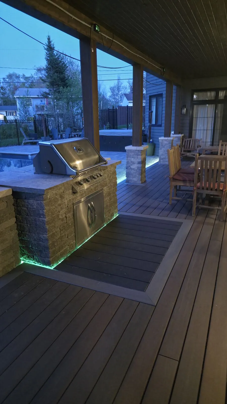 Pool deck with herringbone inlays & LED lighting — finished (12)