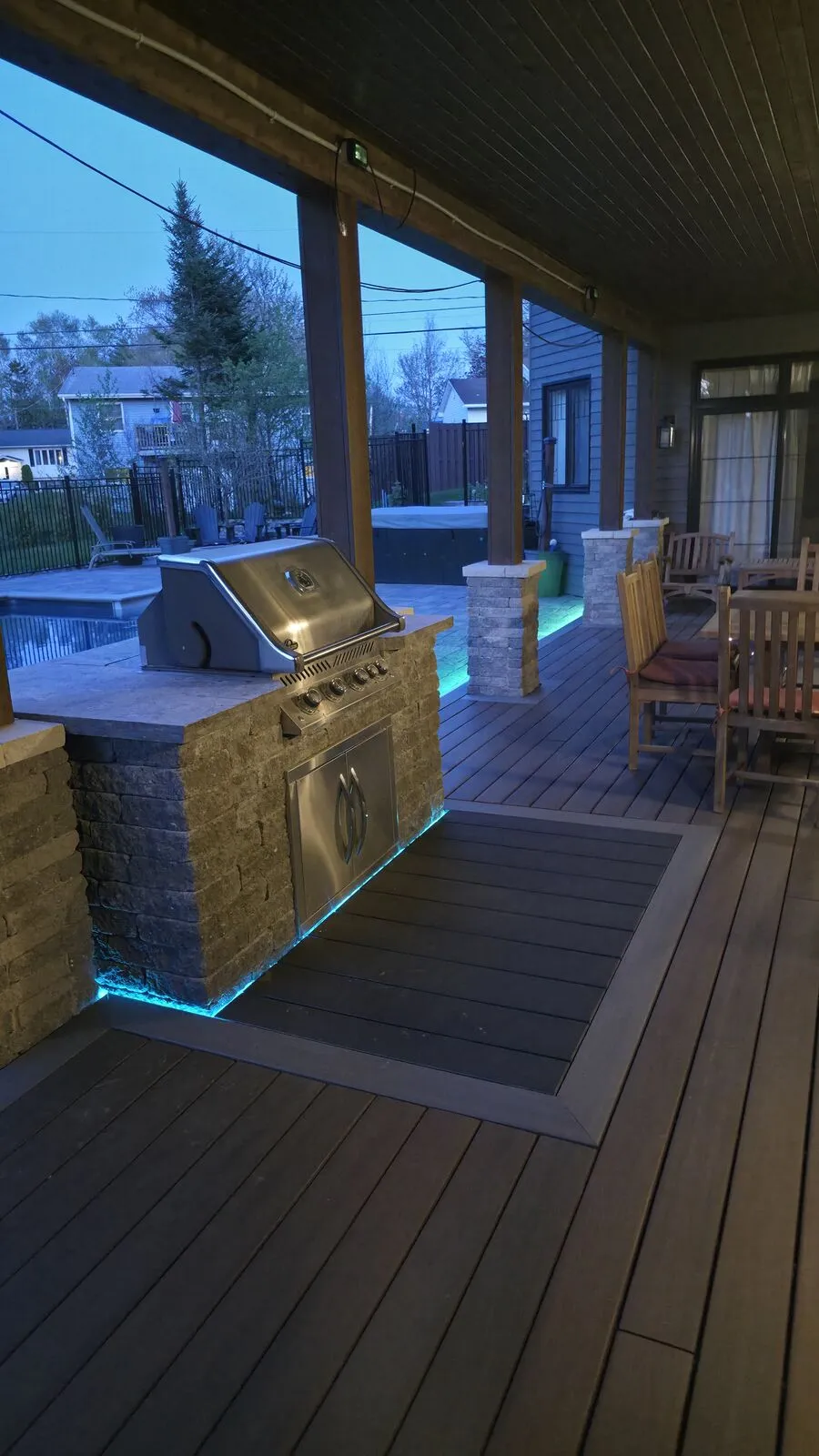 Pool deck with herringbone inlays & LED lighting — finished (13)