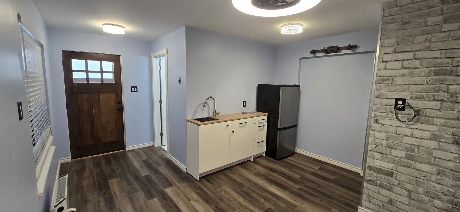 Home addition: studio suite with shower room